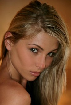 Gina Lee